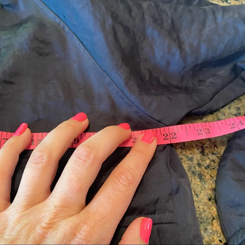 MICHAEL KORS lightweight oversized zip front jacket with gold hardware bomber - Picture 5 of 11